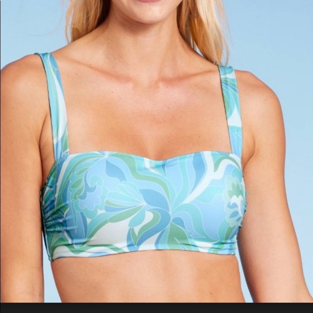 woman’s bikini top